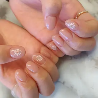 ネイル ジェヌインネイル 河内のネイルデザイン