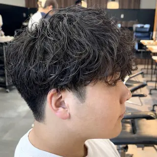 パーマ メンズ 男の理想を叶える🔥 メンズパーマ特化｜関のヘアスタイル