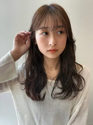 ロング カラー 村田 萌のヘアスタイル