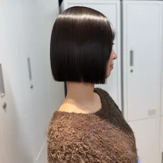 ショート ストンボブ/ 縮毛矯正/岩澤脩太のヘアスタイル