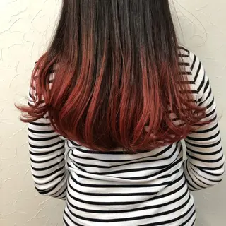ロング 鶴﨑 美優亜のヘアスタイル
