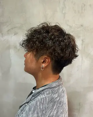 メンズ KUMA🧸インナー /メンズパーマのヘアスタイル