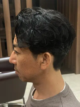 メンズ 寒河江 真希のヘアスタイル