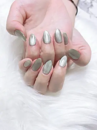 ネイル 古川 里美のネイルデザイン