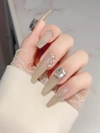 ネイル FJ ネイルサロンのネイルデザイン