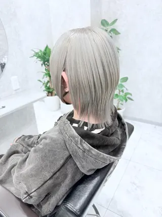 ショート カラー 🌈派手髪ハイトーン 🌈鈴木亮太🌈のヘアスタイル