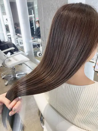 ロング カラー 山下 千明のヘアスタイル