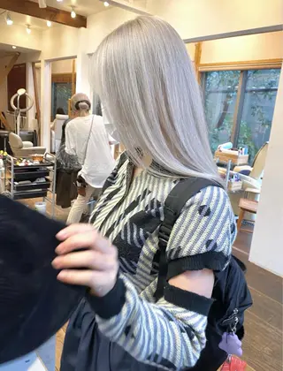 ロング カラー ハイトーン/デザイン hirokiのヘアスタイル