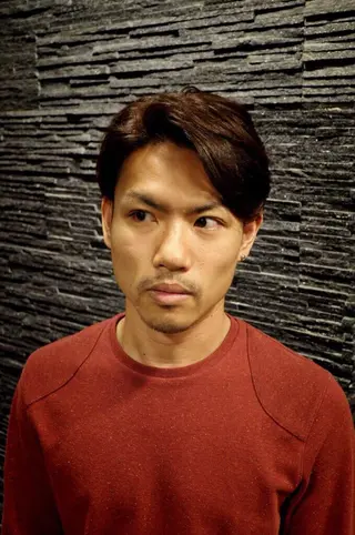 ミディアム 佐藤 康太のヘアスタイル