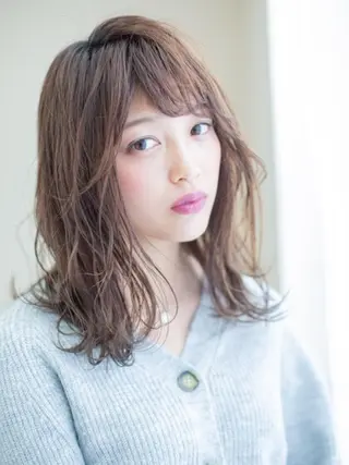 カラー 艶髪クリエイター🪽 秋田 聖也のヘアスタイル