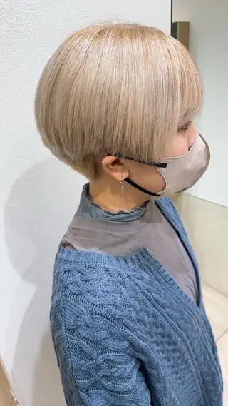 ショート カラー 織田 ゆみのヘアスタイル