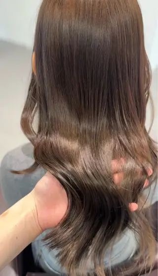ロング ️🫧透明感カラー& 髪質改善🎀いさきのヘアスタイル