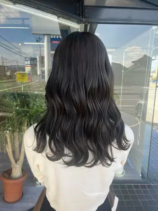 セミロング alu yuinaのヘアスタイル