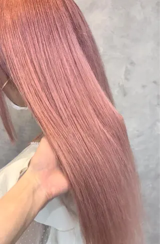 カラー SALOWIN栄 高須大貴のヘアスタイル