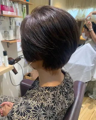 ショート カラー パーマ メンズ ネイル マツエク・マツパ アイブロウ 白髪世代特化 🌿飯塚京橋のヘアスタイル
