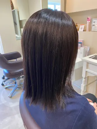 ミディアム カラー オタク美容師🎮 AKARIのヘアスタイル