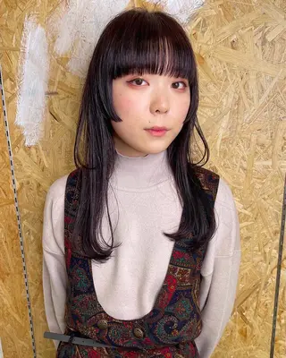 ミディアム カラー ブリーチ😼 ボブ✍️レイヤーのヘアスタイル