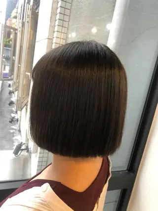 ショート カラー 髪質改善&ブリーチ 伊勢 祐一郎のヘアスタイル