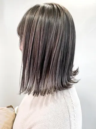 ミディアム カラー パーマ ヘアアレンジ ハイトーン カラーのヘアスタイル