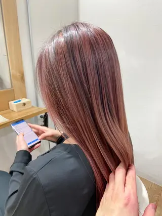 ロング カラー Kensho 京都駅 ケアブリーチのヘアスタイル