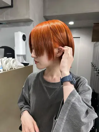ショート カラー 原田 朱里のヘアスタイル