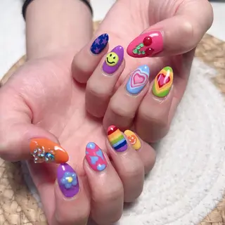 ネイル Maggie Nail🦩のネイルデザイン