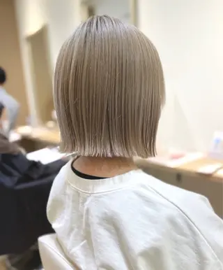 ショート カラー 縮毛矯正ボブ/ 髪質改善/カットのヘアスタイル