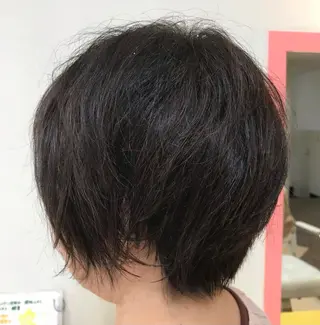 ショート カラー 横田 尚登のヘアスタイル