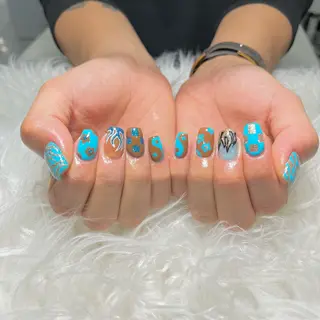 ネイル Miki 本町駅｜💅‎🤍のネイルデザイン