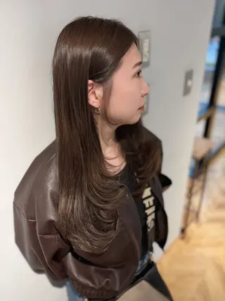 ロング 鵜飼 未玖のヘアスタイル