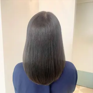 ミディアム ヒナ/酸性ストレート ・艶カラー🌿のヘアスタイル