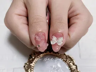 ショート カラー ネイル Le’a NailSalonのネイルデザイン