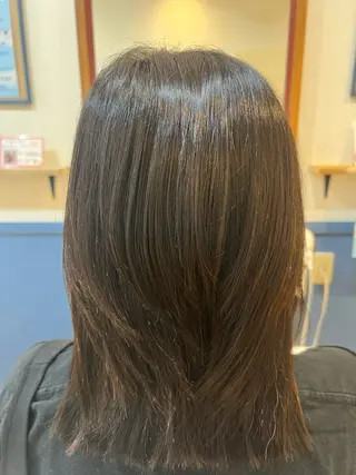 ミディアム 芦原 愛弓のヘアスタイル