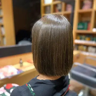 ミディアム カラー IWASHITA TAKESHIのヘアスタイル