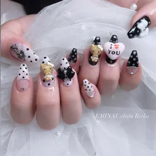 ネイル Rieko EMINAL恵比寿のネイルデザイン