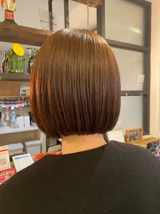 ミディアム 井上 歩美のヘアスタイル