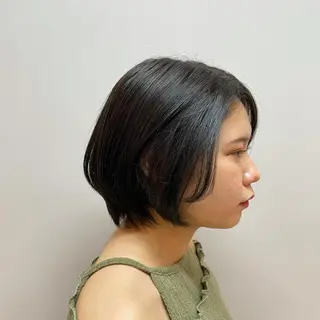 ミディアム カラー レイヤーカット 特化型シオンのヘアスタイル