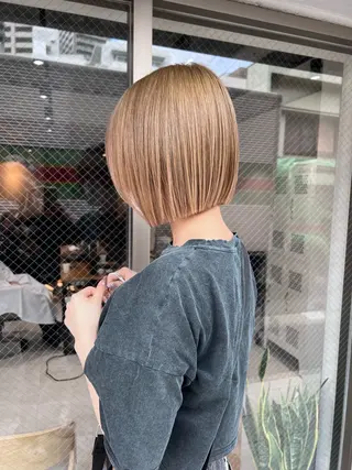 ショート カラー 艶ボブ🤎ボブパーマ 透明感カラー\メンズのヘアスタイル