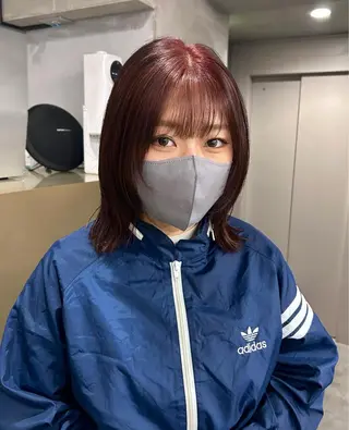 セミロング カラー 原田 朱里のヘアスタイル