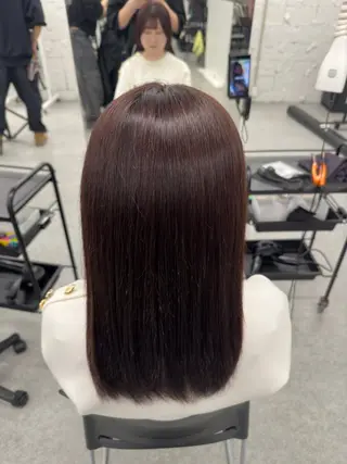 セミロング カラー ヘアアレンジ 🫧モテる💗ダメー ジレスハイトーン🫧のヘアスタイル