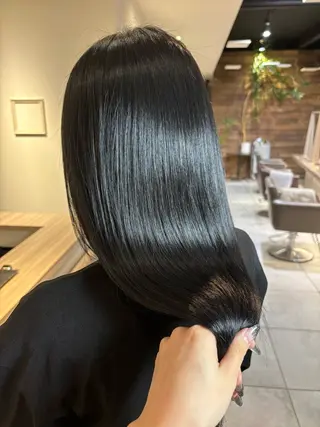 ロング カラー ｶﾉ / 艶カラー/レイヤーのヘアスタイル