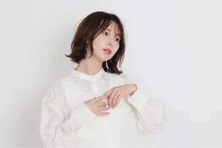 ミディアム Lino by hoNuaのヘアスタイル