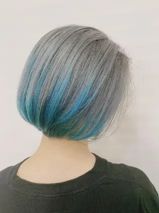 ショート カラー siesta by amble luxeのヘアスタイル