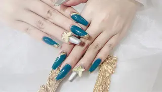 ネイル VIVIAN リサのネイルデザイン