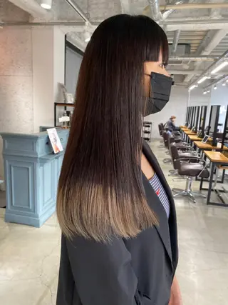 ロング カラー KOOKI スティードトーキョーのヘアスタイル