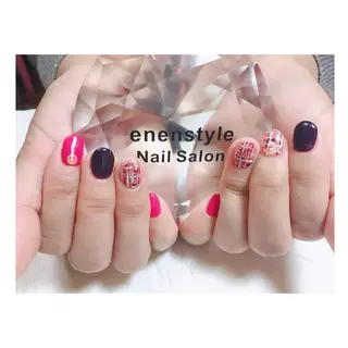 ショート ネイル 👑enen style👑のネイルデザイン