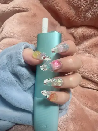 ネイル AOAQUA SHIORIのネイルデザイン