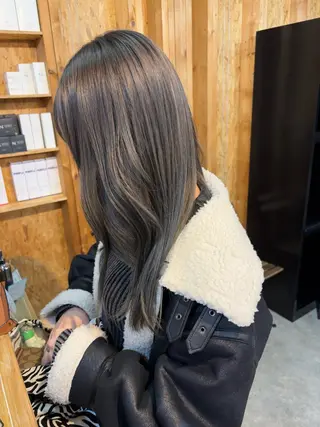 カラー まろみ暖色×ボブ ×chia🕯のヘアスタイル