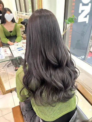 ロング カラー 透明感カラー 古山 結季🌙🖤のヘアスタイル