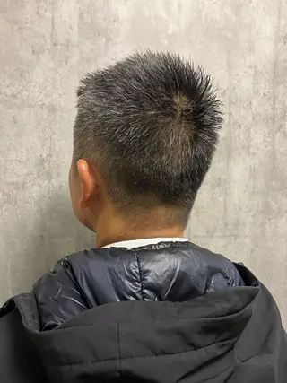 ショート カラー メンズ SAKI SAKIのヘアスタイル